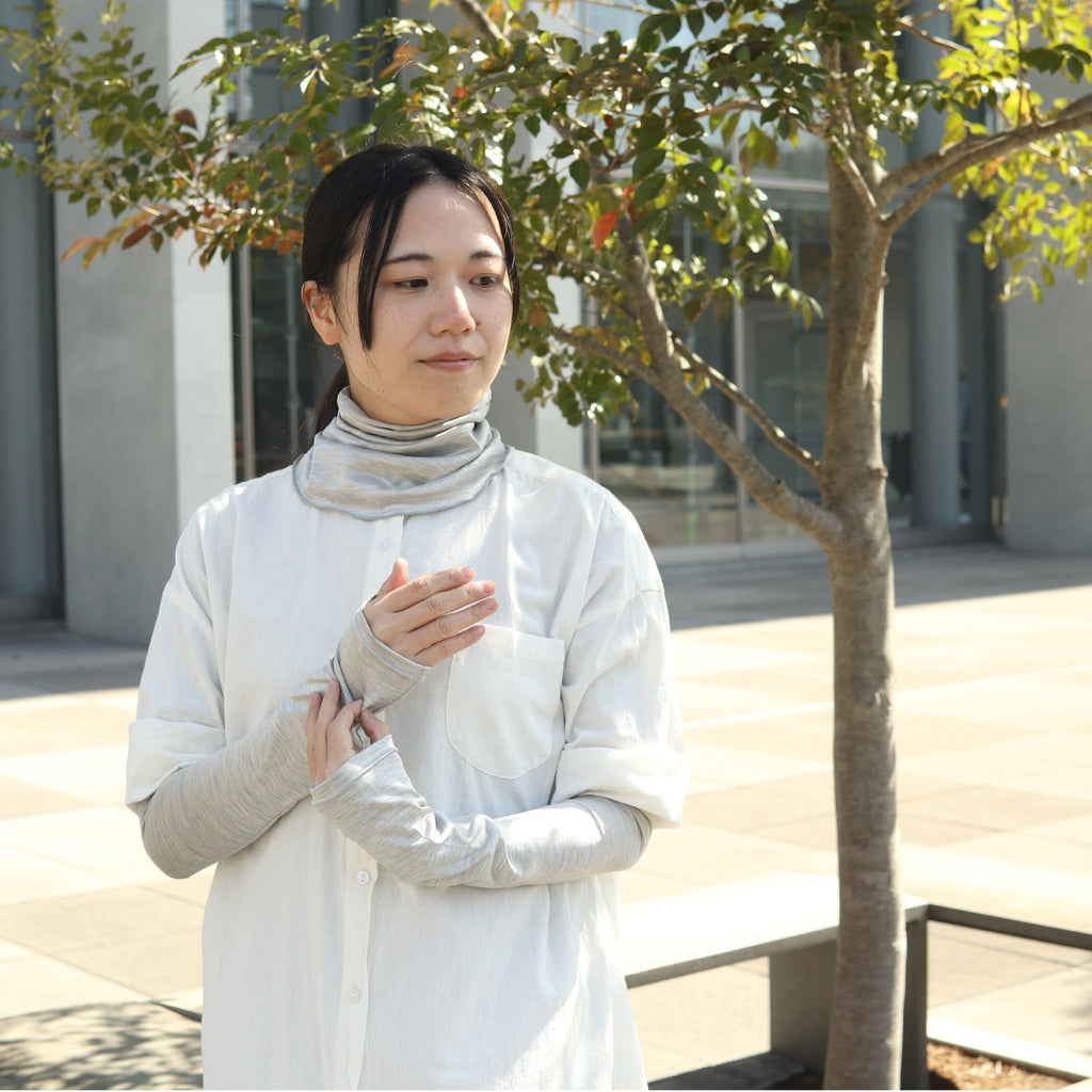 冷感シルクのアームカバー　ロング丈